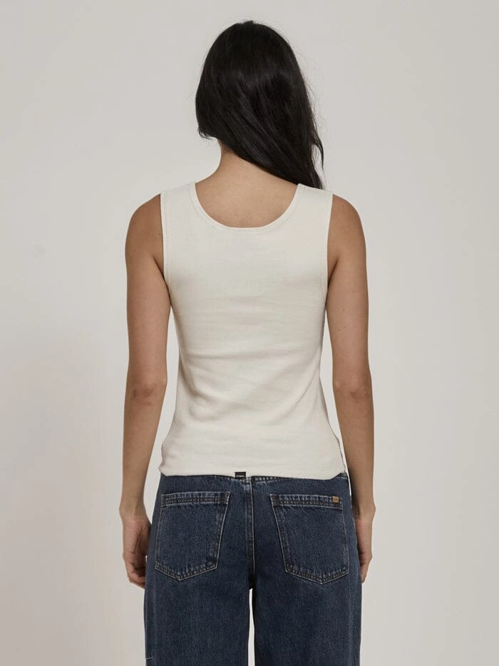 Chariot Oval Singlet - Heritage White
