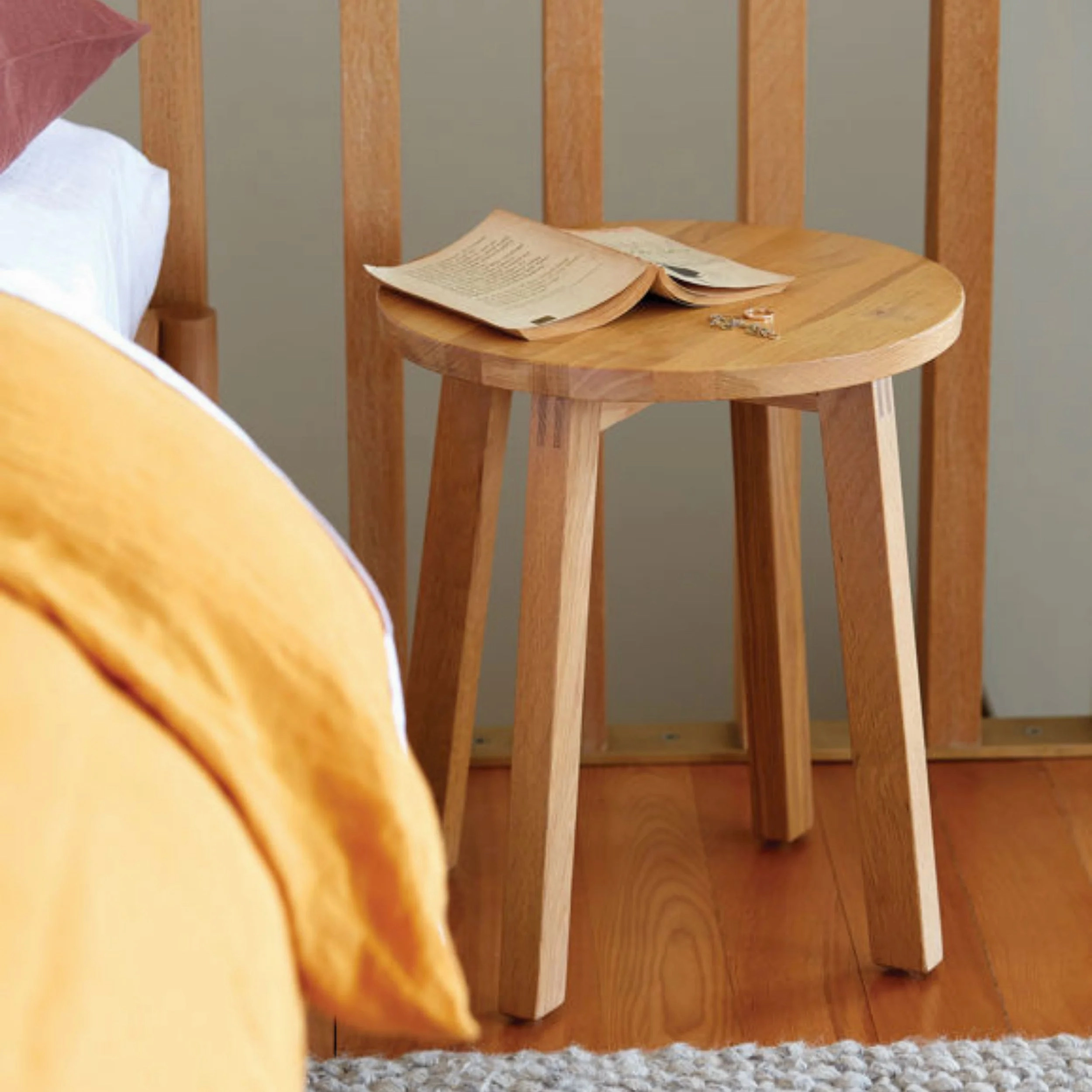 Hut Stool Low - Oak