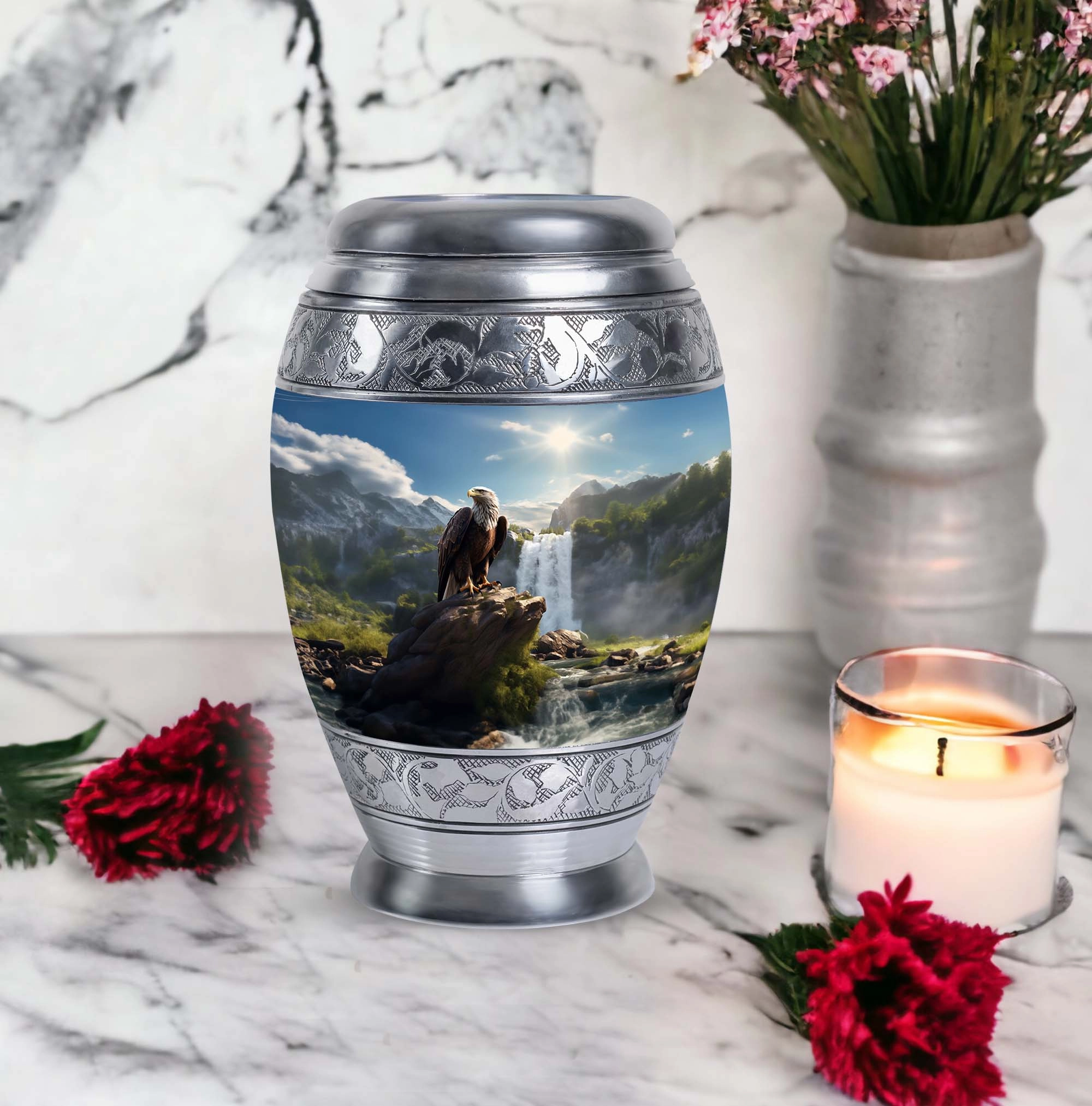 Majestic Eagle: Timeless Commemorative Cremation Urn