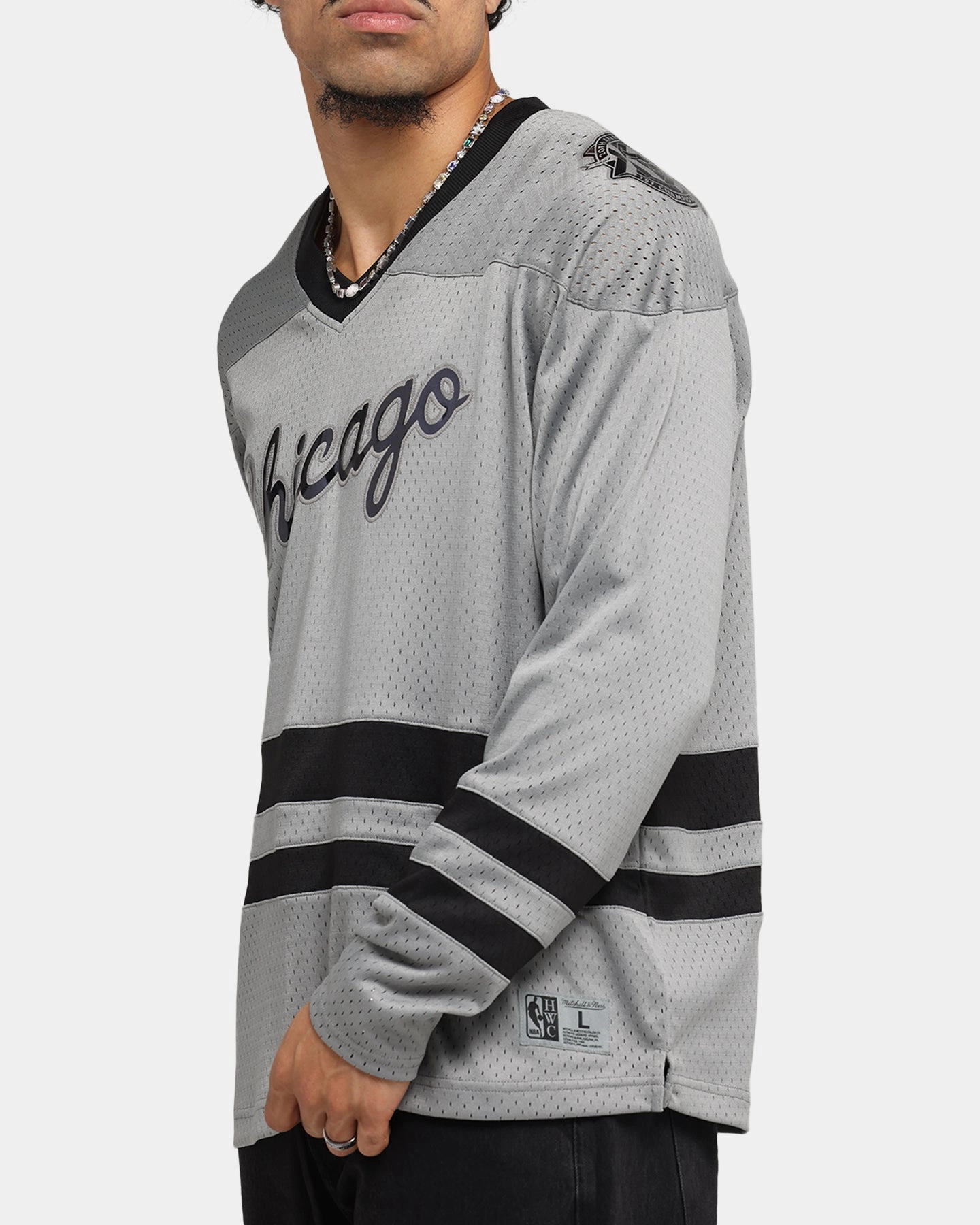 Mitchell & Ness Chicago Bulls Chrome Jersey Gunmetal Grey