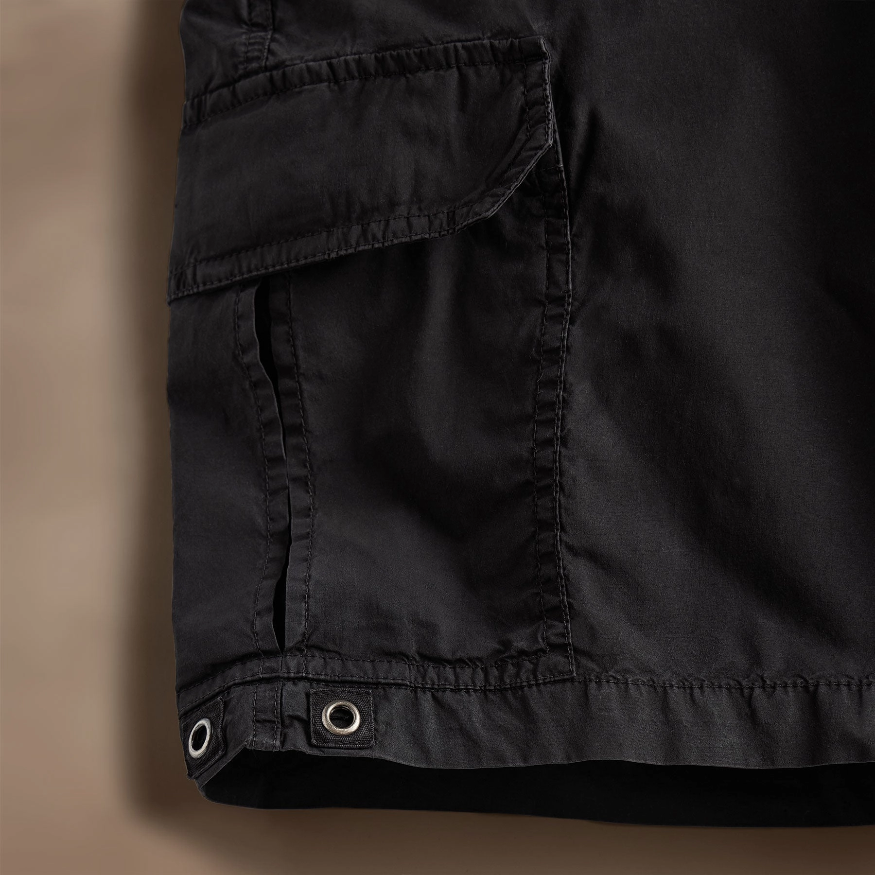 Parachute Poplin Cargo Short - Black