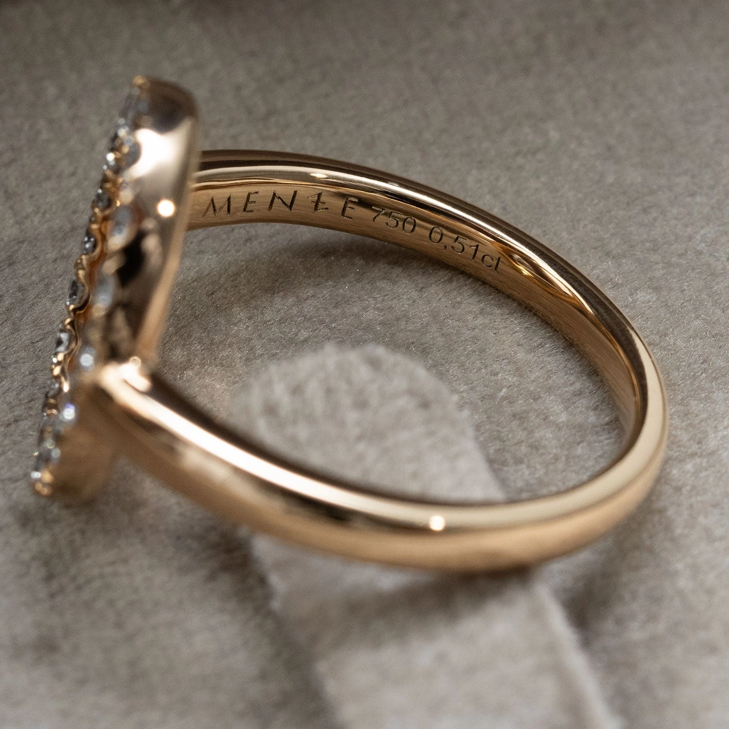 Ring Elipse 750 rose gold 18 brilliants 0.51ct.