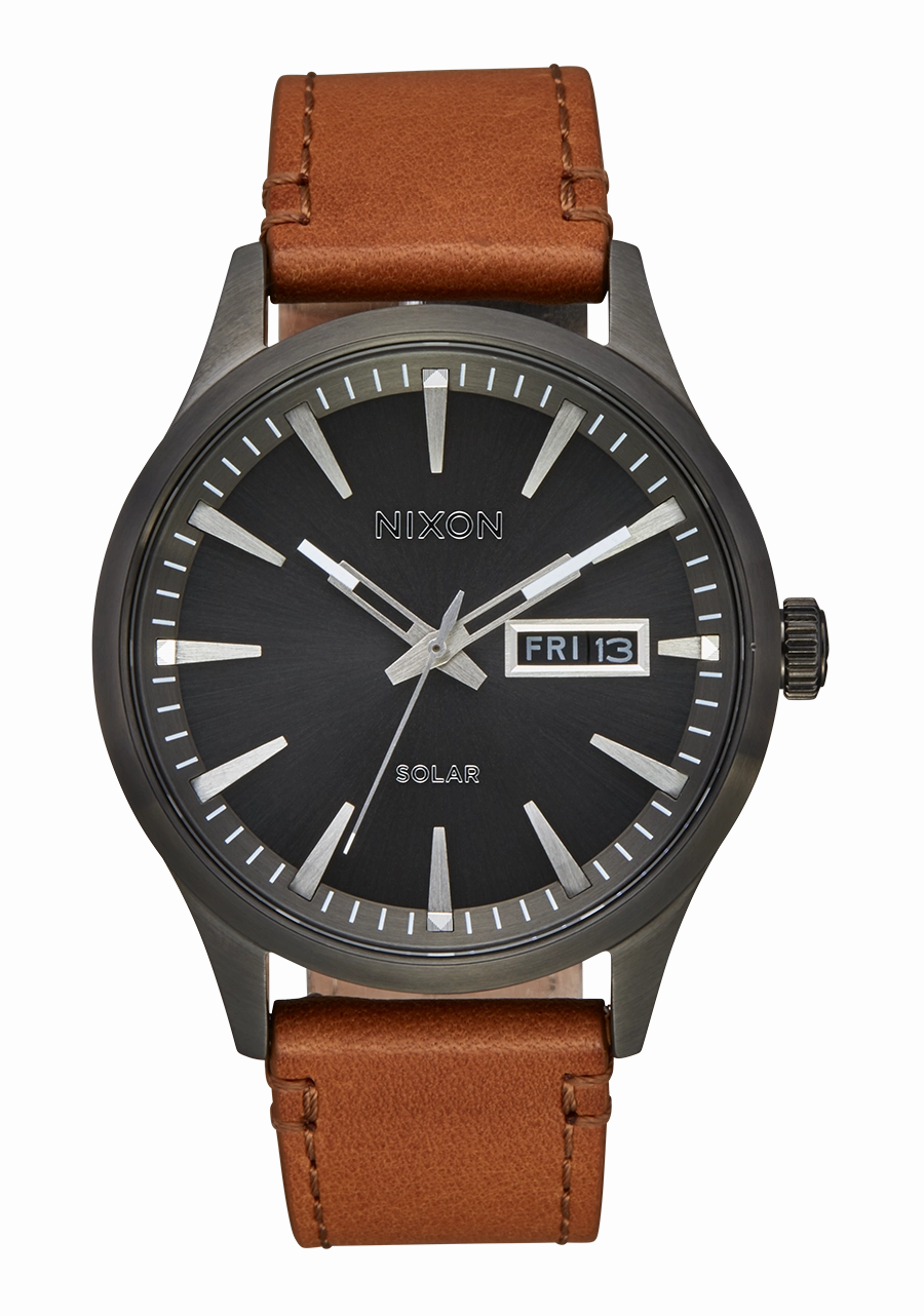 Sentry Solar Leather - Gunmetal