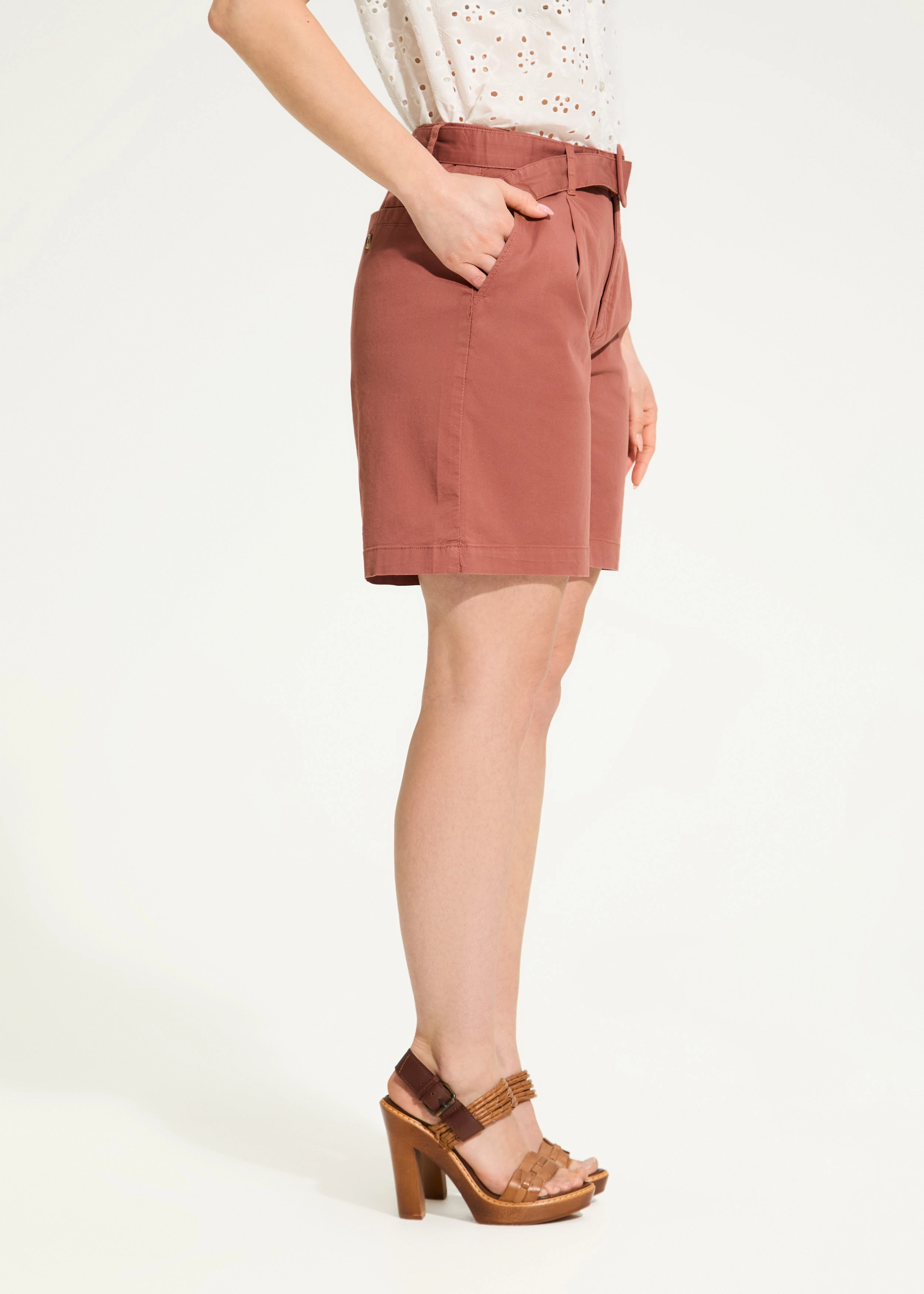 Suzanne Belted Trouser Short, Bronzer