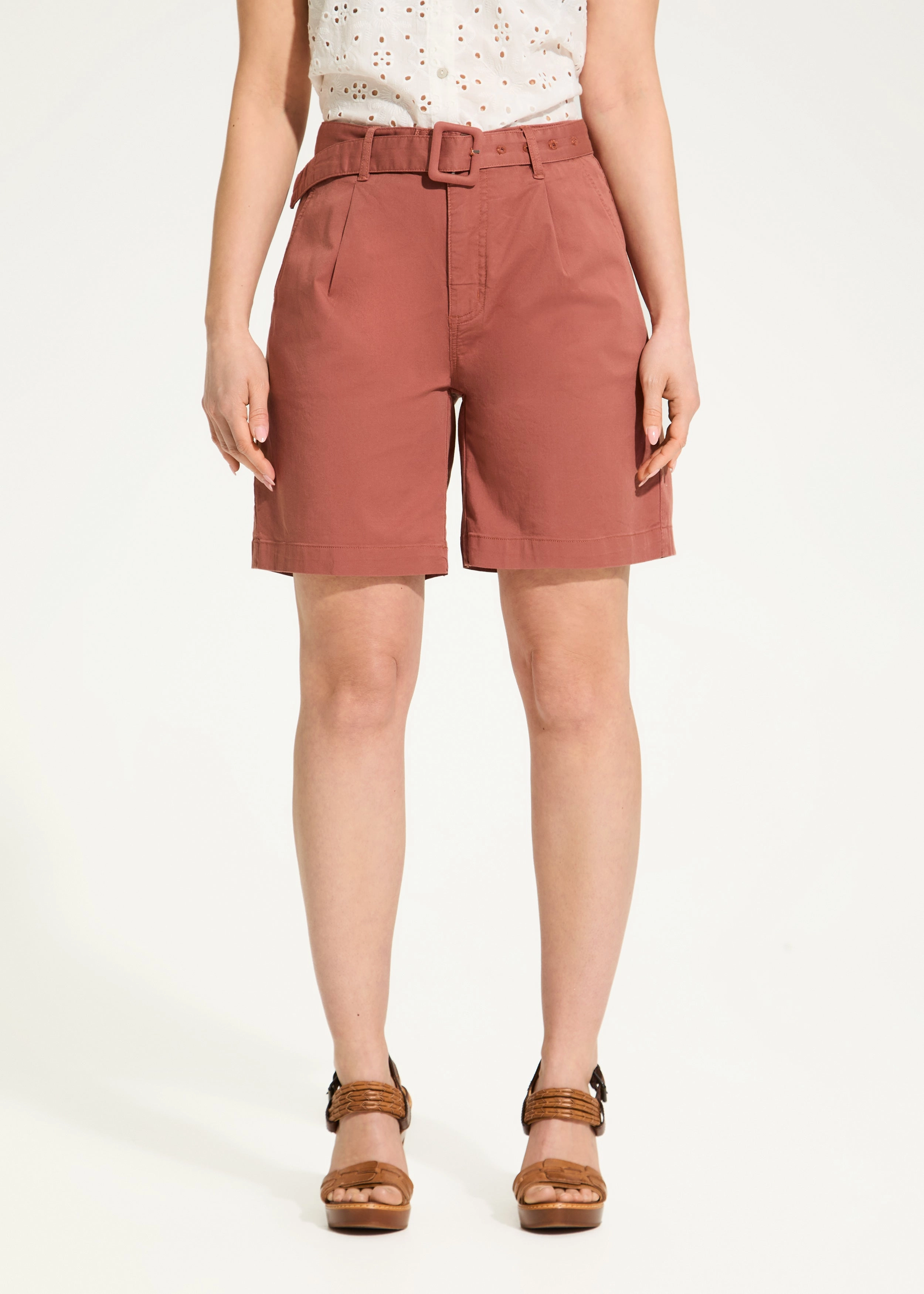 Suzanne Belted Trouser Short, Bronzer