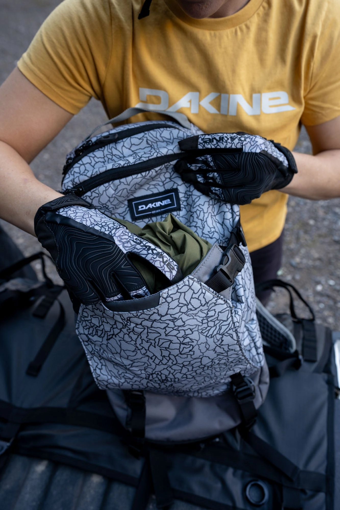 Womens Cross-X 2.0 Gloves - Dark Stargazer